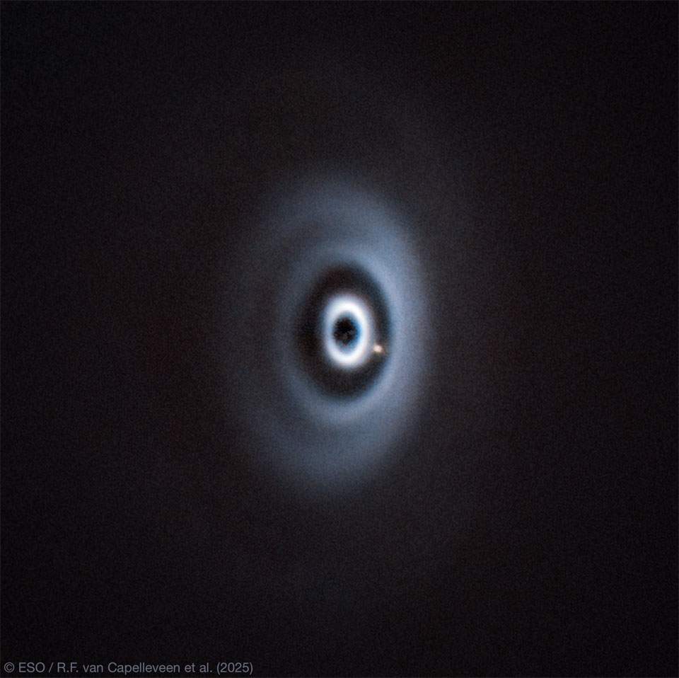 WISPIT 2b: Ako exoplanéta formuje svoj pôvodný disk