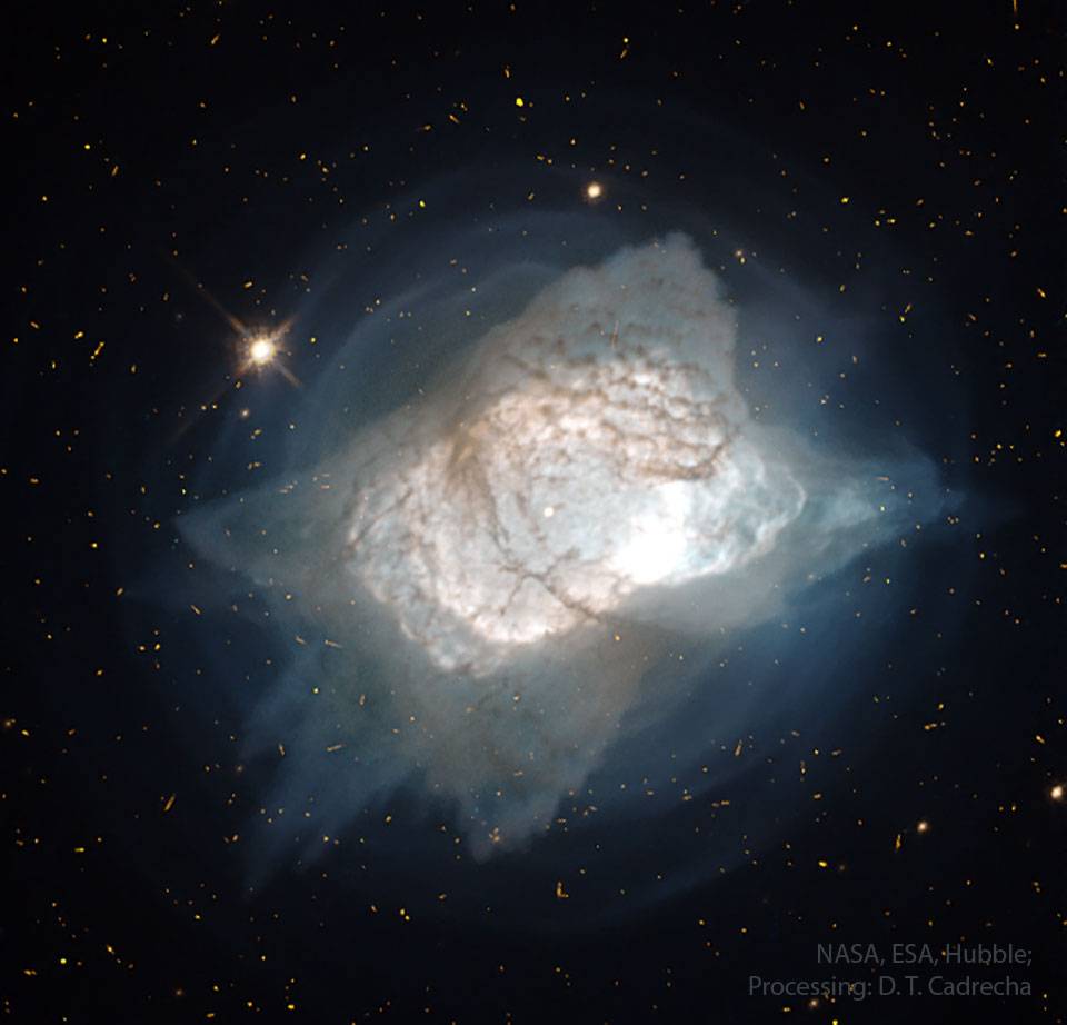 Aké tajomstvá skrýva NGC 7027? - Astronomická fotografia dňa 2025-08-31 | NGC 7027, vankúšová planetárna hmlovina, planetárne hmloviny